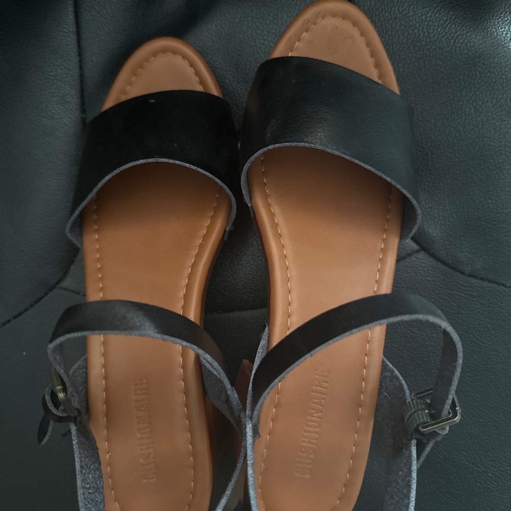 Cushionare Sandals